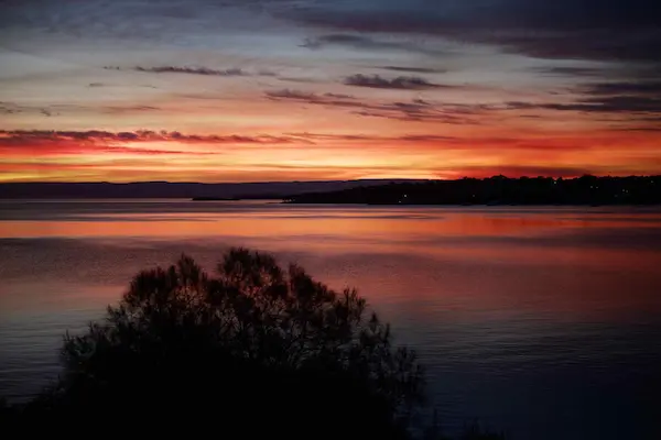 Coles Bay pink sunset (1)